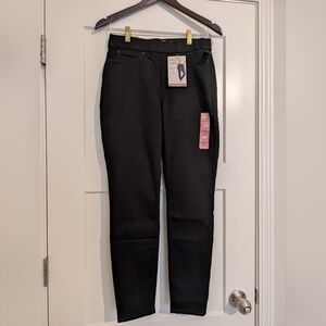 Levi's Signature Gold Totally Shaping Pull On Women's Black Jeans Size 6M NWT